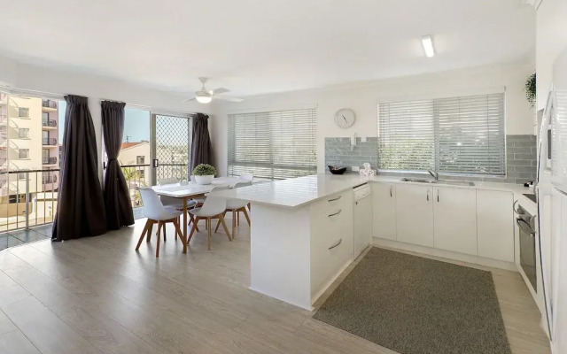 MAINSAIL8 - Mooloolaba Beach