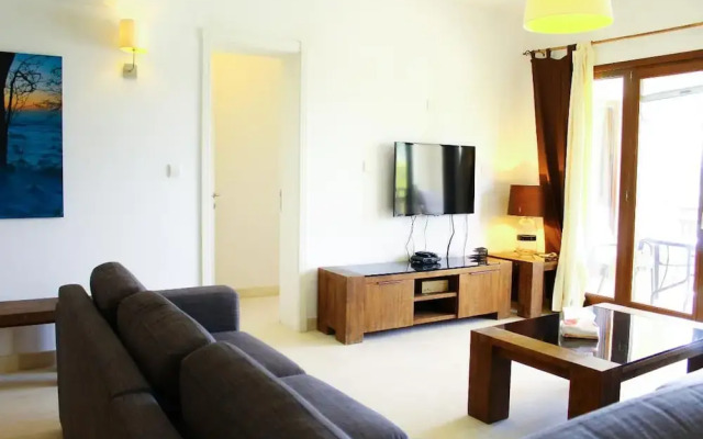 Elegant Marina View Escape