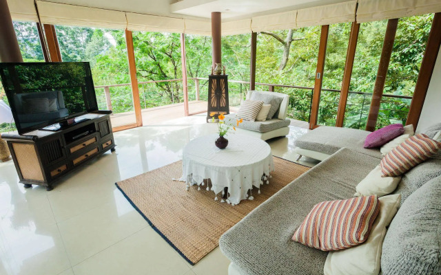 De Chom Villa