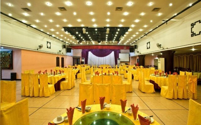 Shantou Overseas Chinese Hotel