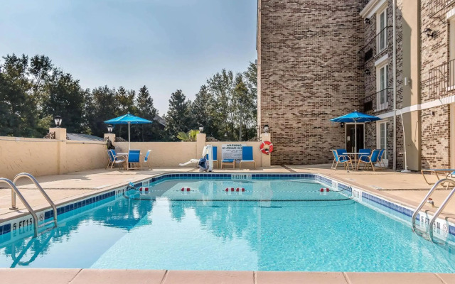 Comfort Inn