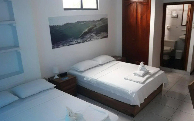 Galapagos House - Hostal