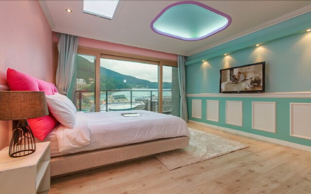 Sea and Sky Resort