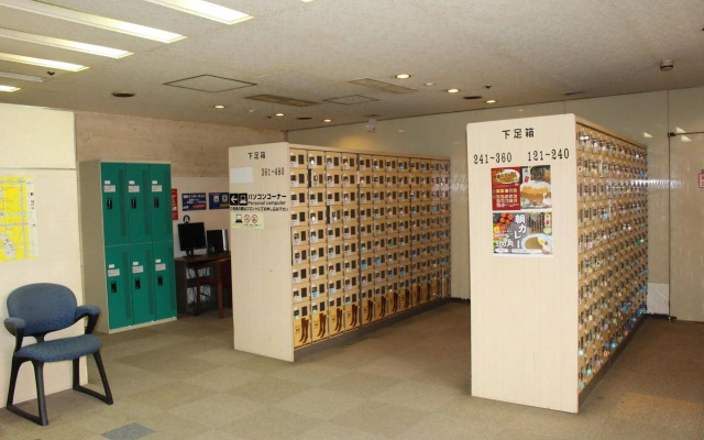 Men's only Capsule Hotel Asahi Plaza Shinsaibashi