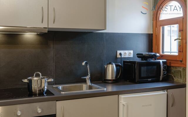 Ryze Apartments airport by Airstay