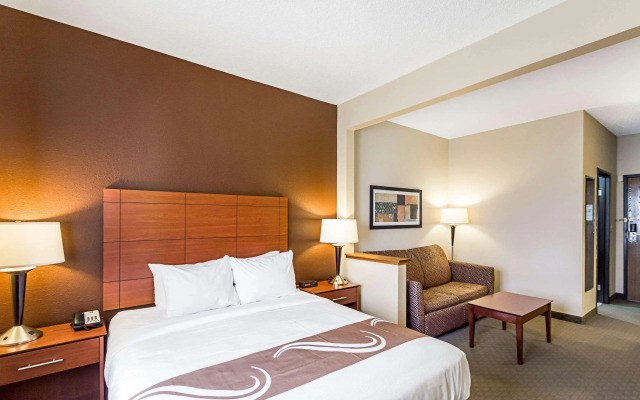 Quality Inn Sheboygan North I-43