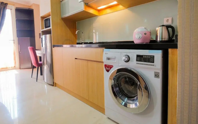 Exquisite Studio Menteng Park Apartment