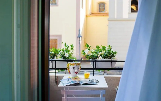 Sorrento Coast White Apartments 2