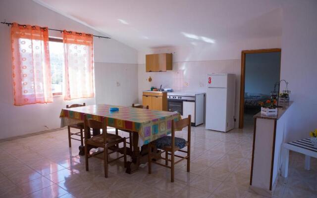 Appartamenti Giusi con giardino o veranda