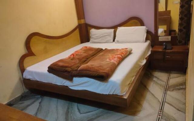Hotel Nandi Mahadev By WB Inn