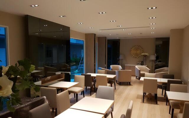 Paeva Luxury Serviced Residence