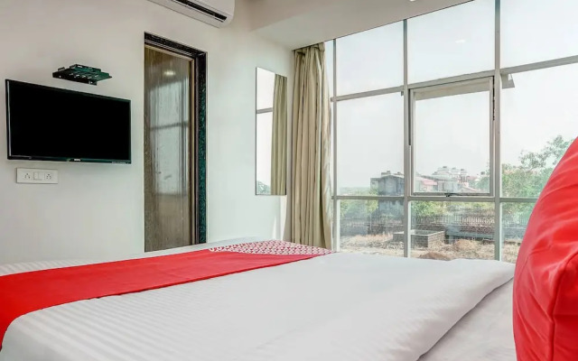 OYO 24792 Hotel Heramb
