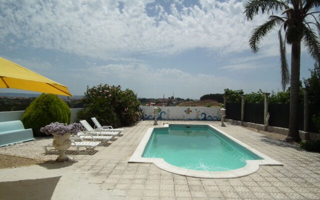 80s RetroStyle Villa