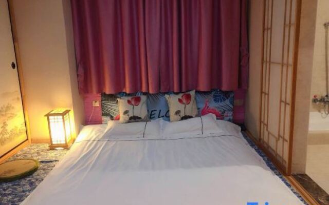 YunyiBoutique Theme Hotel (Sanyang Plaza)