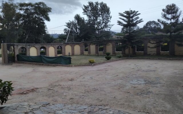 Zakinn Hotel Gangilonga Iringa
