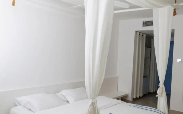 Port Alacati Hotel