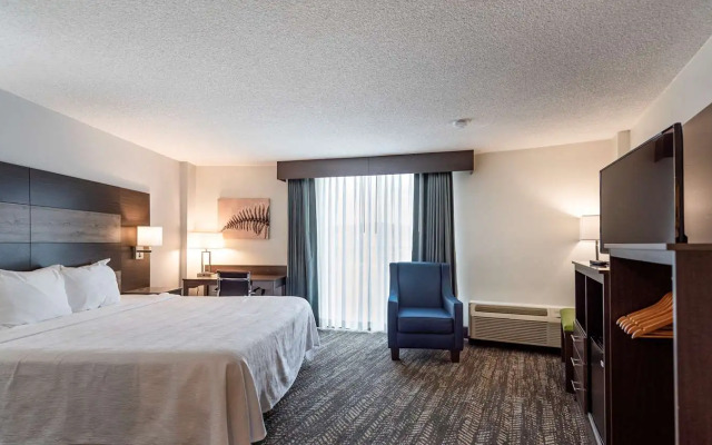 Plaza Hotel and Suites