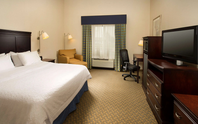 Hampton Inn Syracuse Clay
