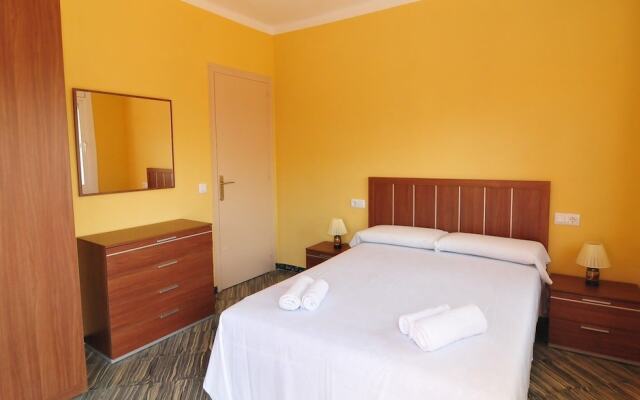 HomeHolidaysRentals Apartamento Pineda II - Costa Barcelona