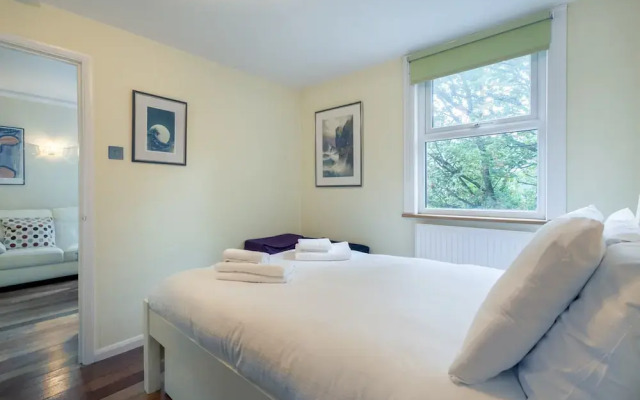 Cosy 1 Bedroom Flat in Shepherd's Bush