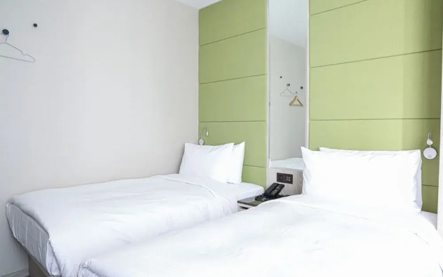 Royal Jade Boutique Hotel