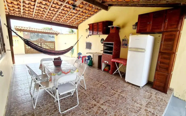 Casa em Condomínio com Piscina Privativa