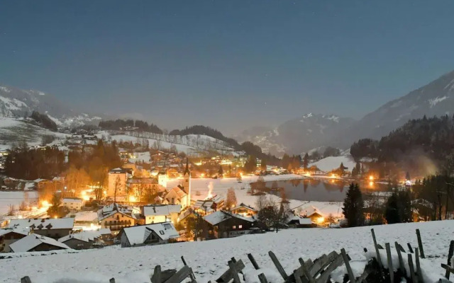 Spacious Holiday Home in Goldegg near Ski Lift