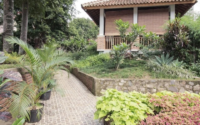 De Ningrat Topas Galeria