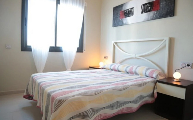 Apartamento Moderno Para 6 Personas en Cambrils