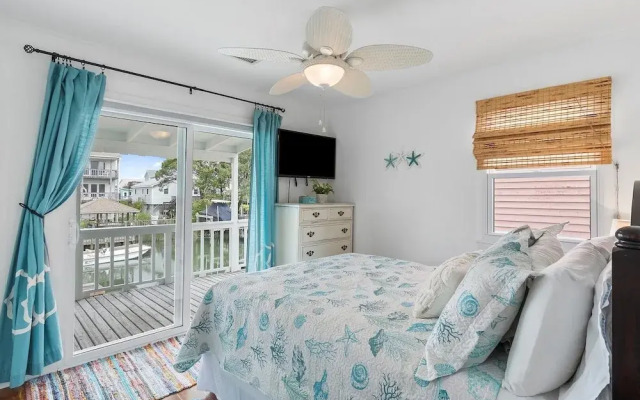 The Marlin House / 143 Marlin Drive 3 Bedroom Home