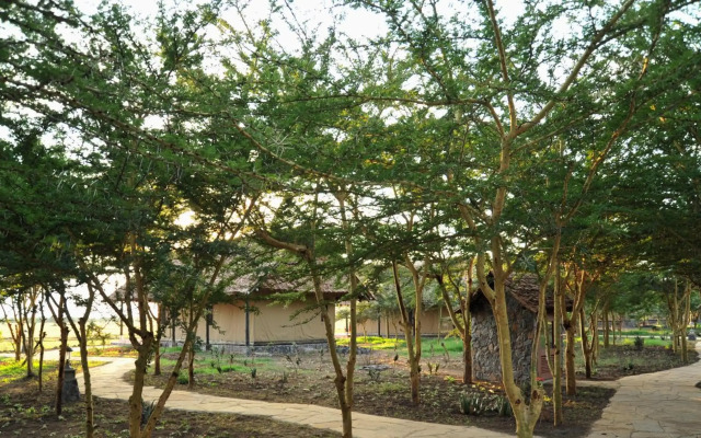 Sweetwaters Serena Camp