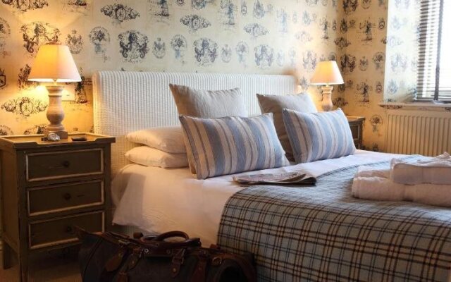 The Crown Hotel