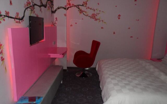 Longzhimeng Hotel