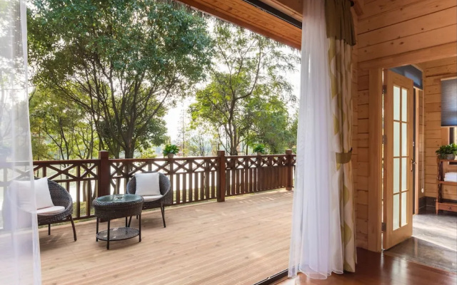 Midea Egret Lake Car Camp