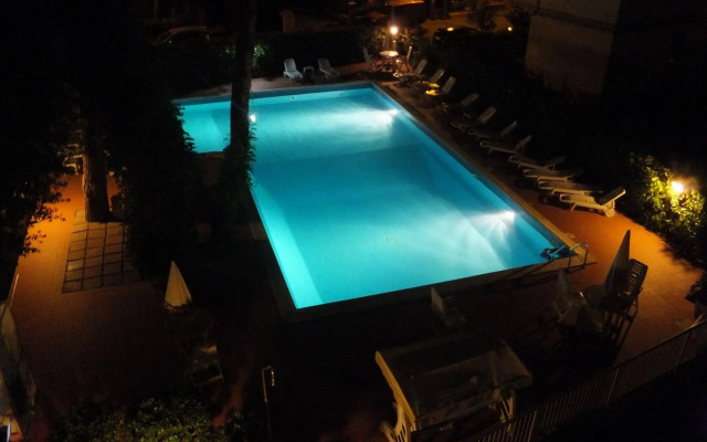 Hotel Dafne