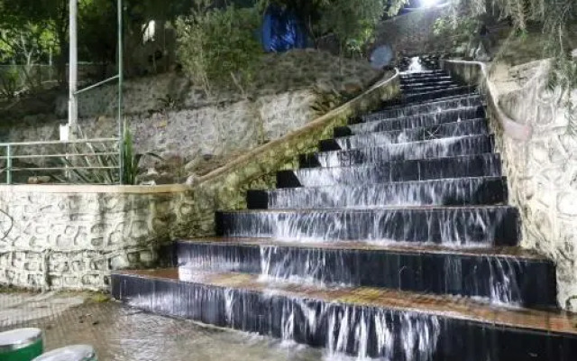 Pratikruti The Lakeview Resort