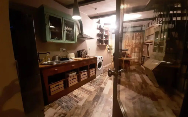 Stunning 2-bed House in Beautiful Area of Lisboa