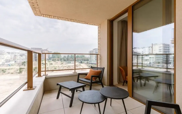 Family Apartment Located by the sea