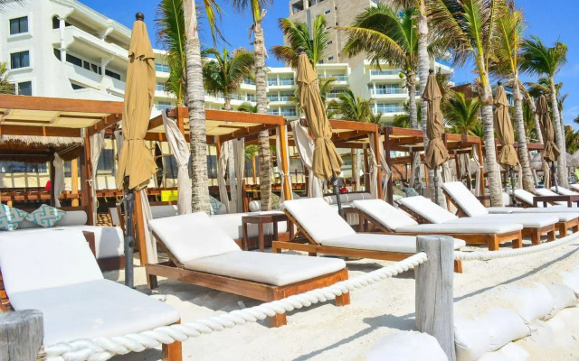 Hotel NYX Cancun All Inclusive