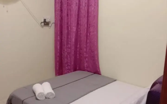 ARUWDA Homestay – Guest Rooms – Ipoh