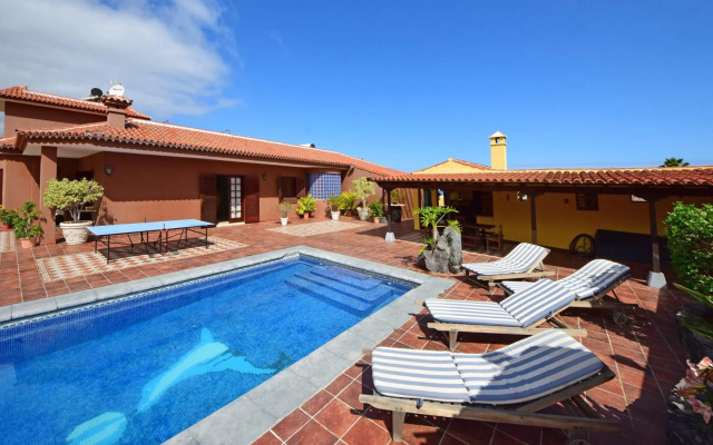 Alina - Vivienda vacacional con piscina privada