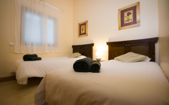 Holidays2Malaga Cathedral Apartments