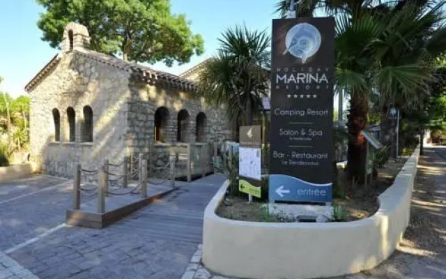 Holiday Marina Resort