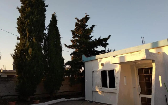 Nikitas Apartment