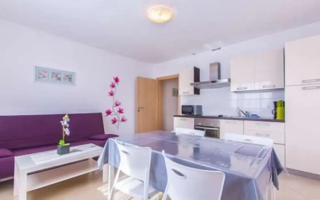 Apartments Dragica 927