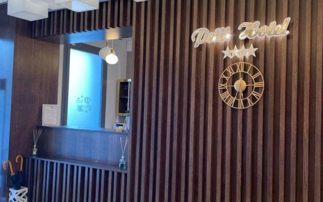 Petit Hotel
