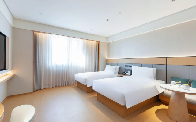 JI Hotel (Baoding Wanbo Square)