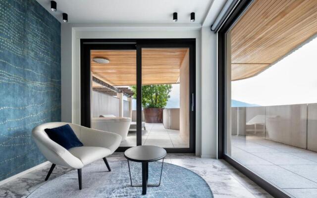 EALA My Lakeside Dream – Adults Only