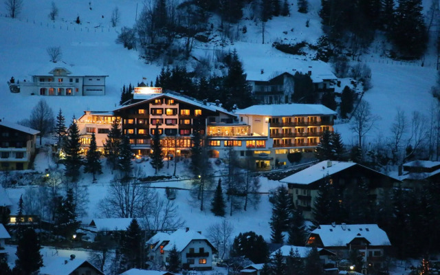 Wohlfühl & Genusshotel Felsenhof