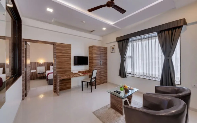Click Hotel Sagar Plaza Chakan, Pune